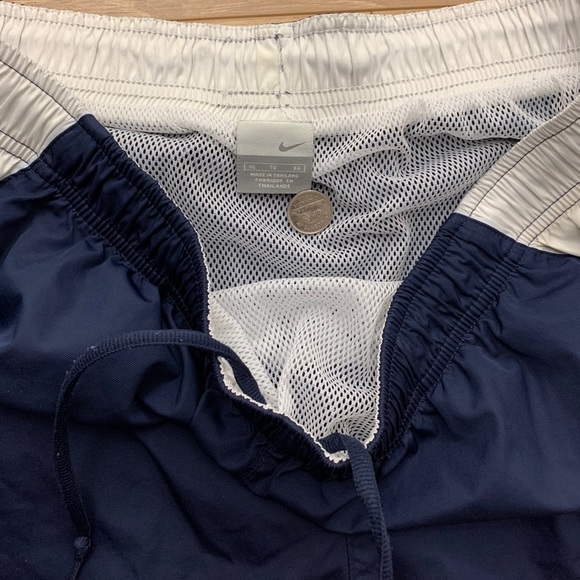 🔵⚪️Nike Essential Polyester Shorts (Fits L) - Picture 2 of 3